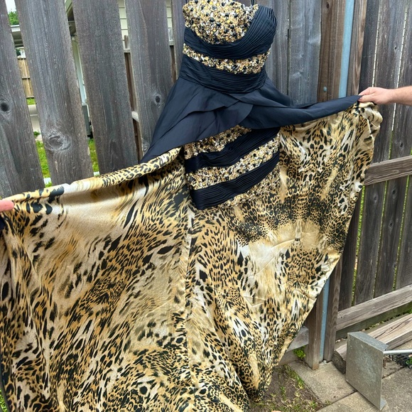 Prom Dress - Picture 4 of 4